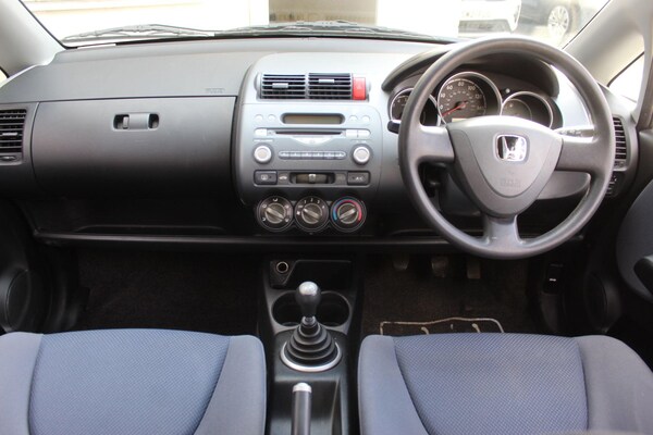 Used Honda Jazz 2002 for sale - 74270485: Photo 7
