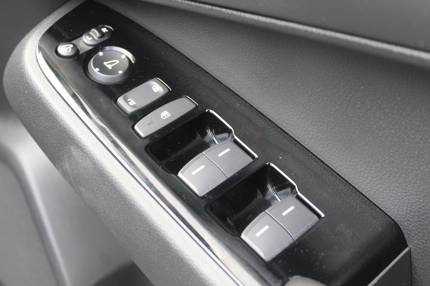 Used Honda HR-V 2023 for sale - 76239736: Photo 23