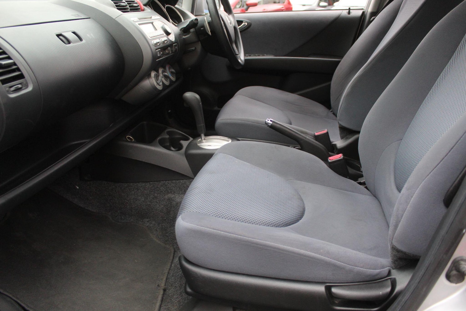 Used Honda Jazz 2009 for sale - 77793637: Photo 18