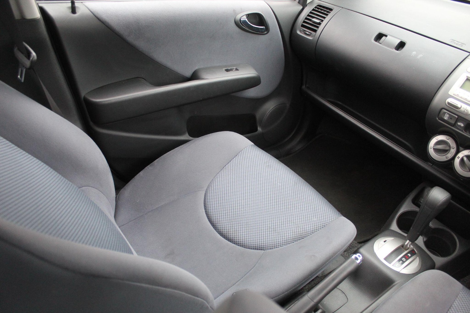 Used Honda Jazz 2009 for sale - 77793637: Photo 22