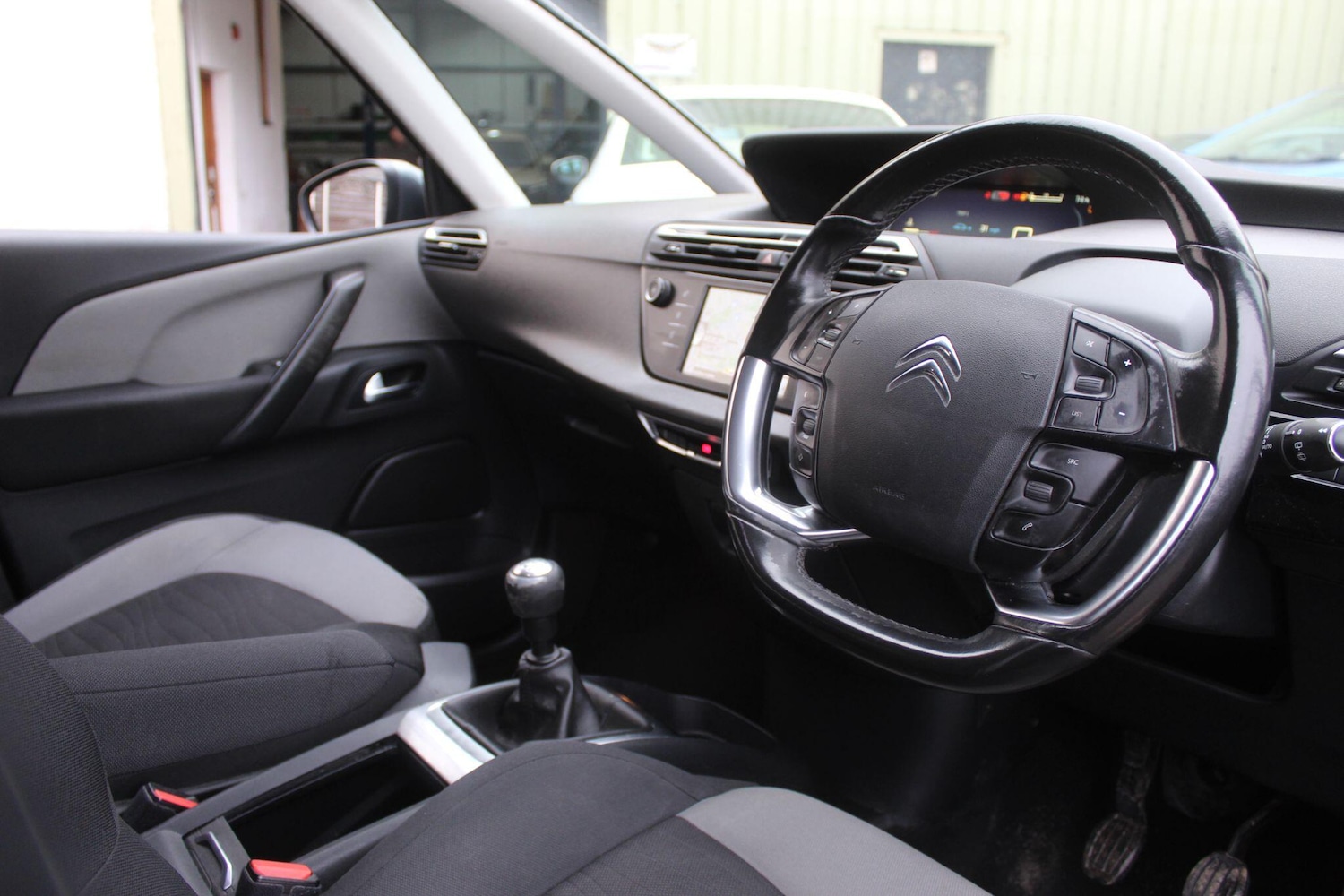 Used Citroen Grand C4 Picasso 2015 for sale - 77559124: Photo 12