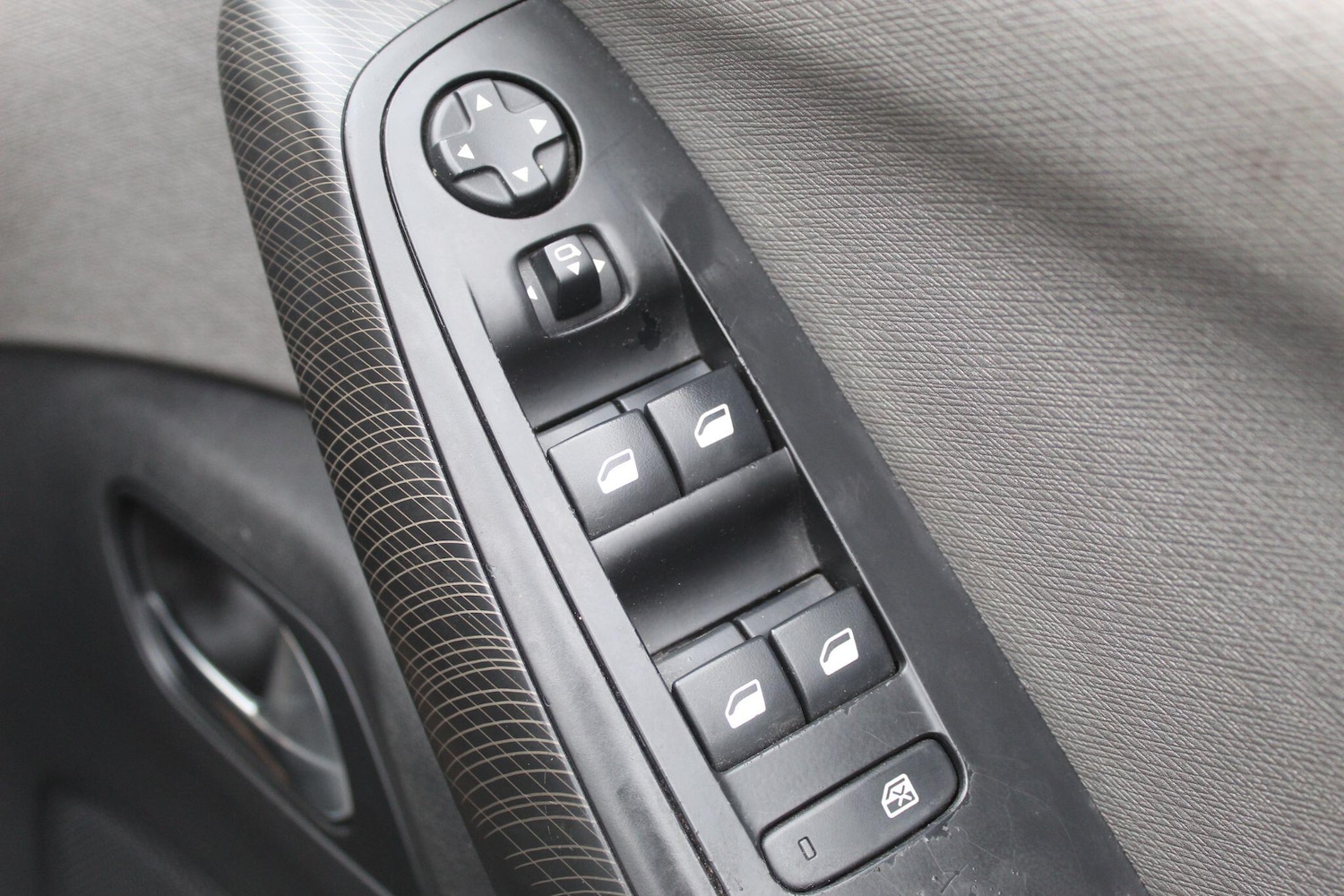 Used Citroen Grand C4 Picasso 2015 for sale - 77559124: Photo 22