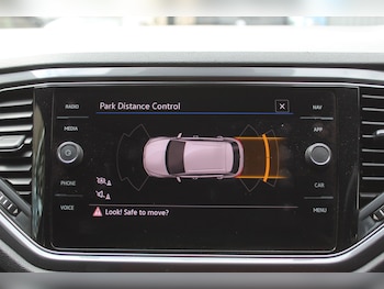 Used Volkswagen T-Roc 2021 for sale - 75376947: Photo