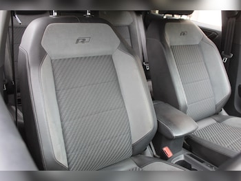 Used Volkswagen T-Roc 2021 for sale - 75376947: Photo