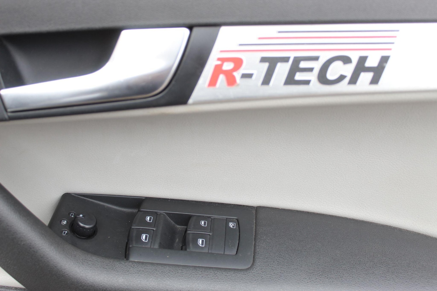 Used Audi S3 2010 for sale - 77559176: Photo 19