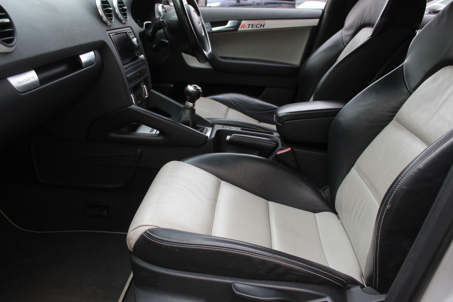 Used Audi S3 2010 for sale - 77559176: Photo 24