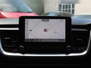 Used Kia Stonic 2023 for sale - 78429556: Photo