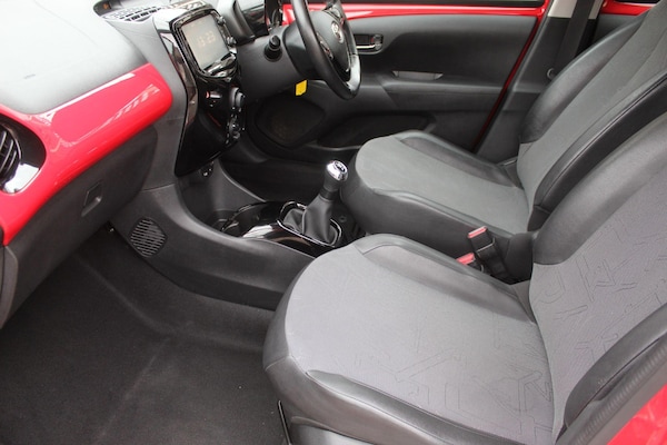 Used Toyota AYGO 2015 for sale - 75563314: Photo 14