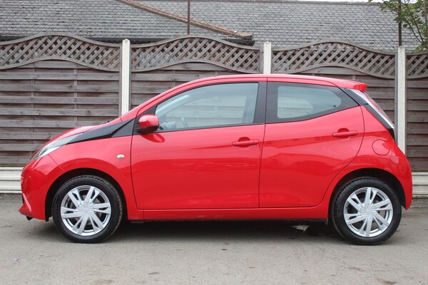Used Toyota AYGO 2015 for sale - 75563314: Photo 6