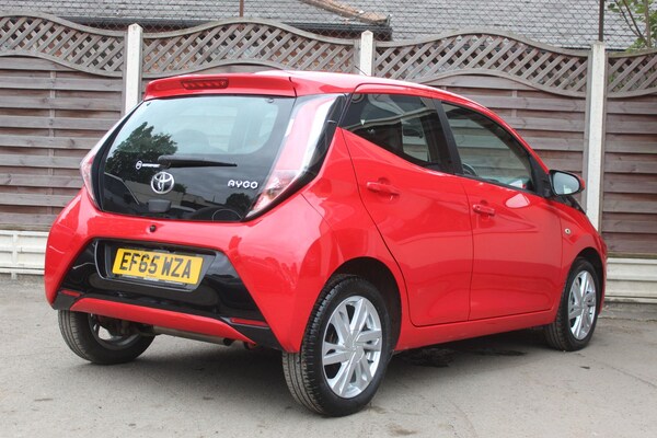 Used Toyota AYGO 2015 for sale - 75563314: Photo 9
