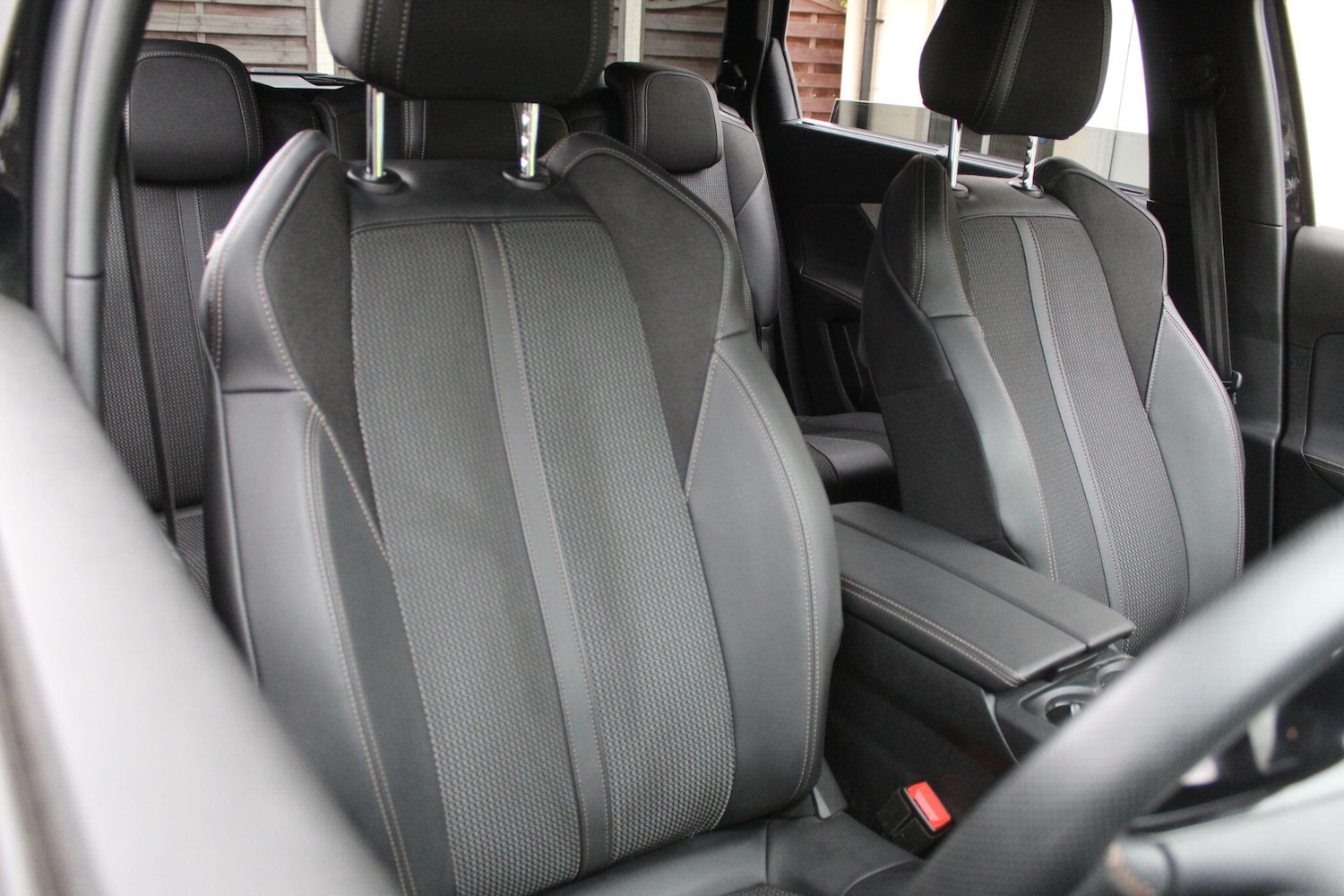 Used Peugeot 5008 2024 for sale - 76499882: Photo 16