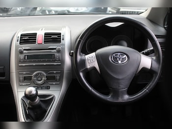 Used Toyota Auris 2009 for sale - 76521625: Photo