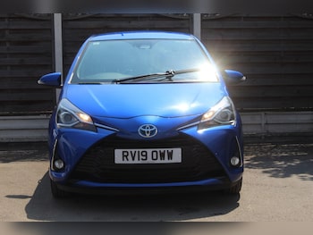 Used Toyota Yaris 2019 for sale - 79181558: Photo