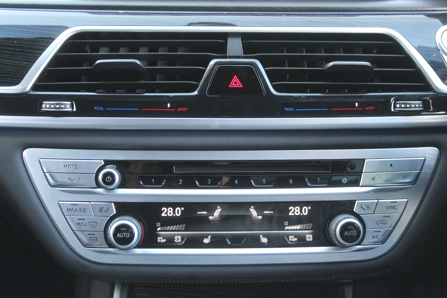 Used BMW 7 Series 2018 for sale - 76936413: Photo 30