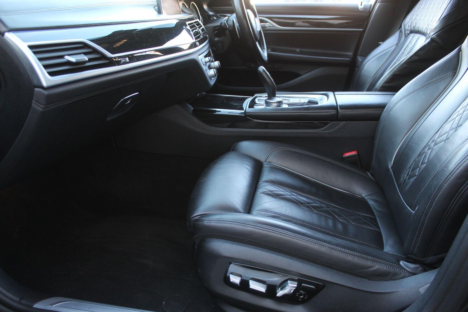 Used BMW 7 Series 2018 for sale - 76936413: Photo 31