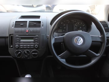 Used Volkswagen Polo 2006 for sale - 75519219: Photo