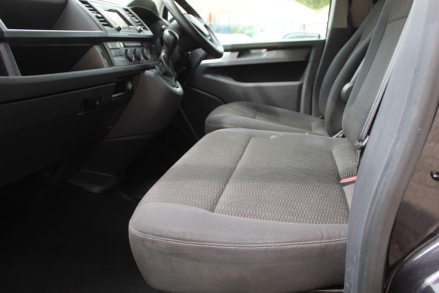 Used Volkswagen Transporter Shuttle 2019 for sale - 77017180: Photo 22