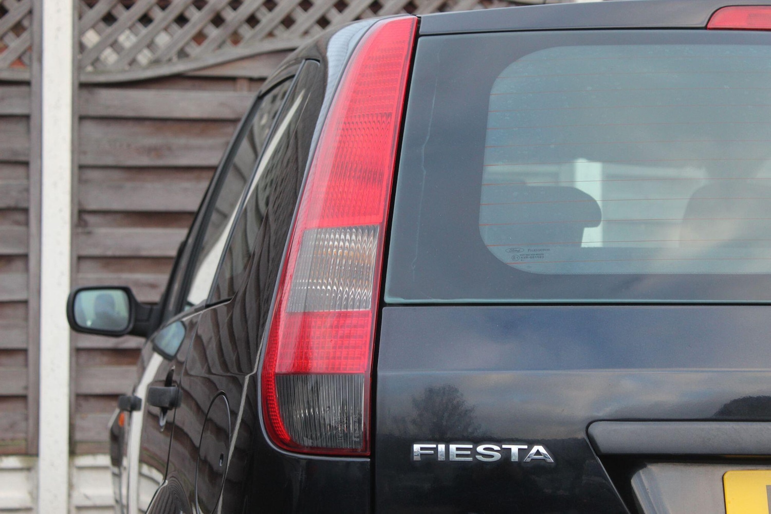 Used Ford Fiesta 2004 for sale - 76389151: Photo 8