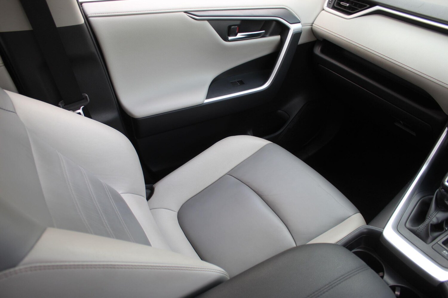 Used Toyota RAV4 for sale - 78214522: Photo 26