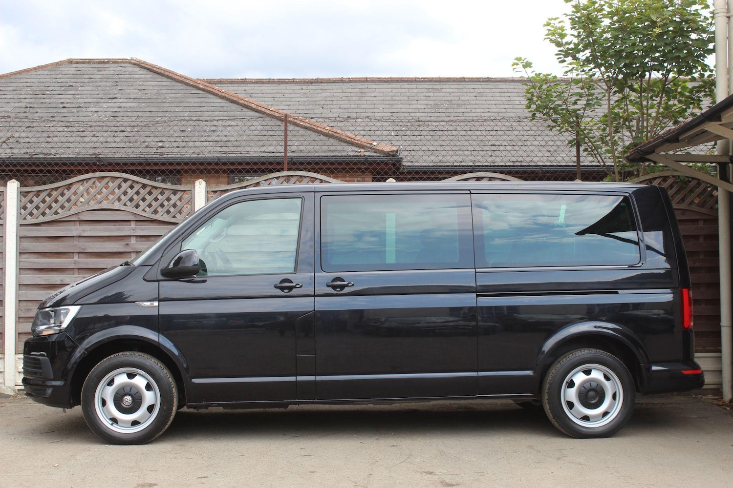 Used Volkswagen Transporter Shuttle 2019 for sale - 77097995: Photo 12