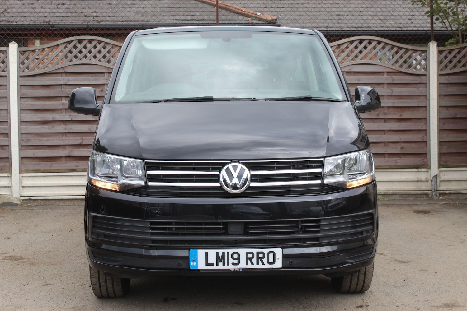 Used Volkswagen Transporter Shuttle 2019 for sale - 77097995: Photo 4