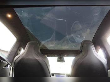 Used Tesla Model S 2019 for sale - 75257275: Photo