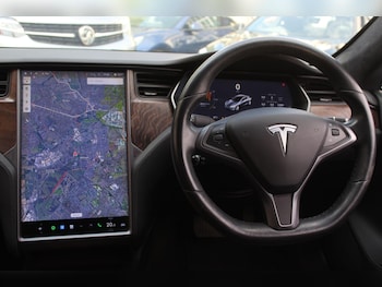Used Tesla Model S 2019 for sale - 75257275: Photo