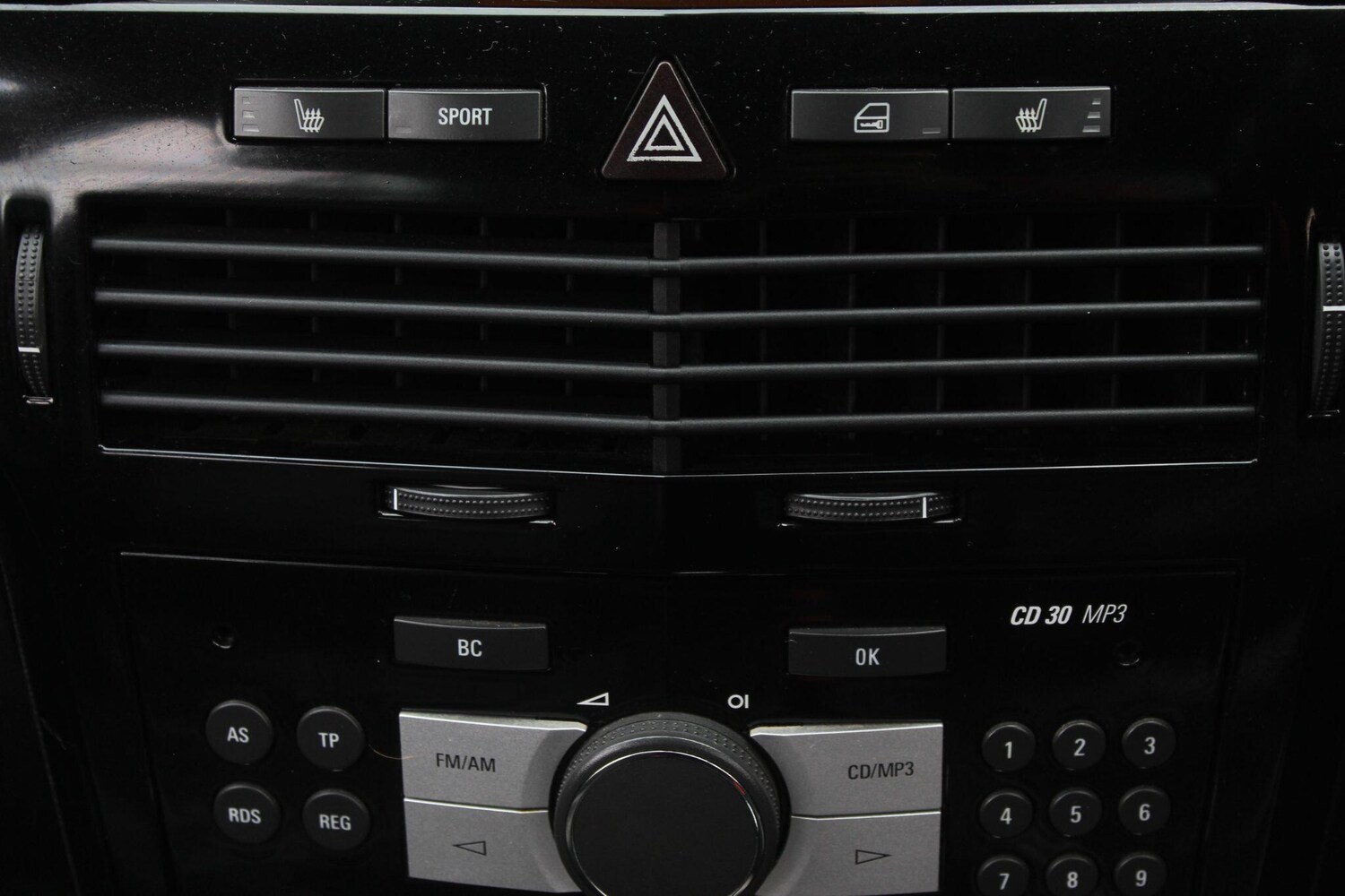 Used Vauxhall Astra 2008 for sale - 76228024: Photo 21