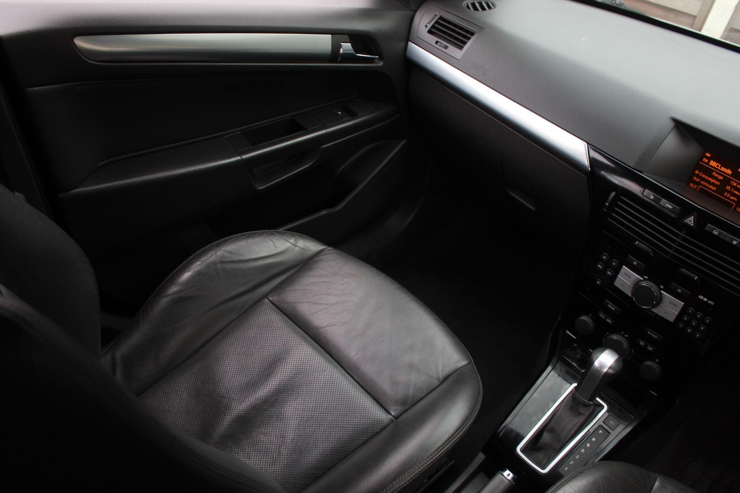 Used Vauxhall Astra 2008 for sale - 76228024: Photo 25