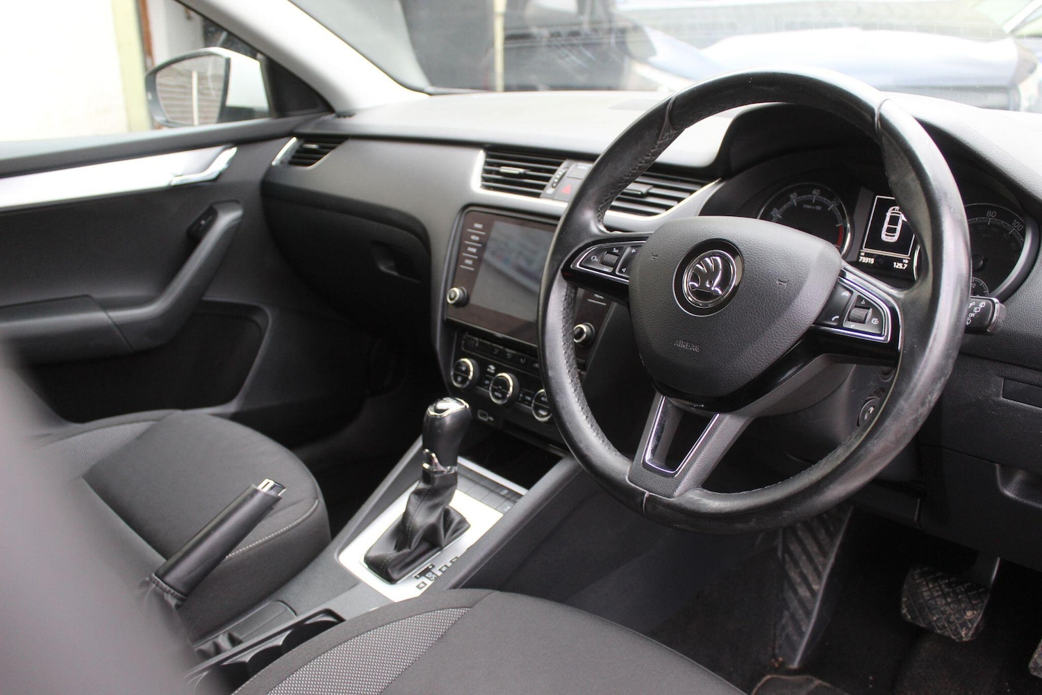 Used Skoda Octavia 2018 for sale - 77279924: Photo 12