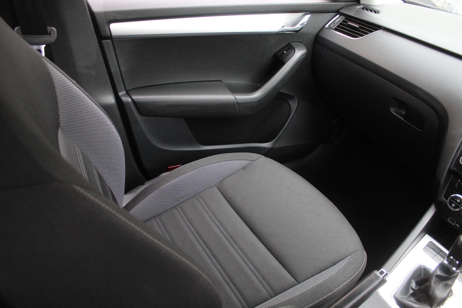 Used Skoda Octavia 2018 for sale - 77279924: Photo 28