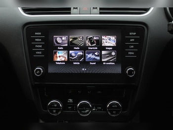 Used Skoda Octavia 2018 for sale - 77279924: Photo