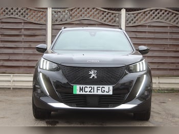 Used Peugeot E-2008 2021 for sale - 76227236: Photo