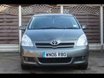 Used Toyota Corolla Verso 2006 for sale - 74101751: Photo
