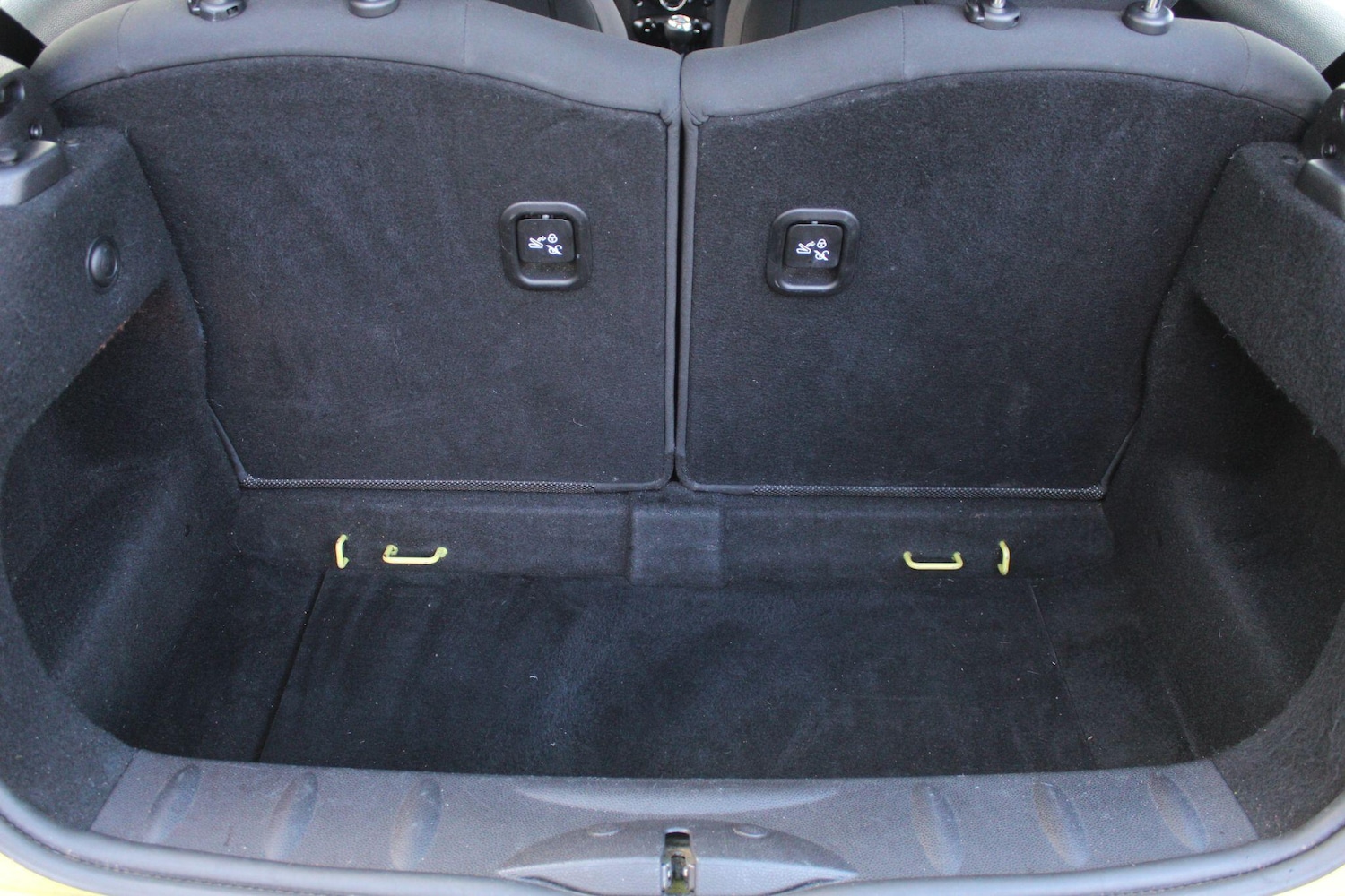 Used MINI Hatch 2010 for sale - 77015342: Photo 12