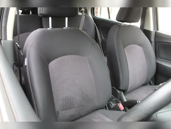 Used Nissan Micra 2013 for sale - 76226402: Photo 4