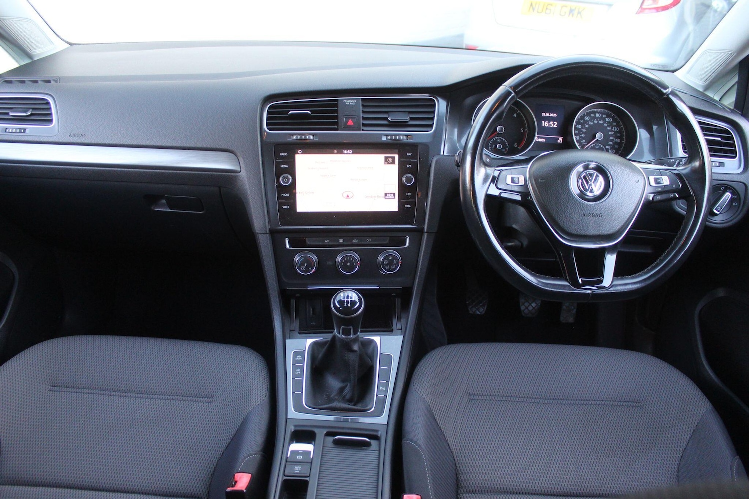 Used Volkswagen Golf 2019 for sale - 76380642: Photo 15