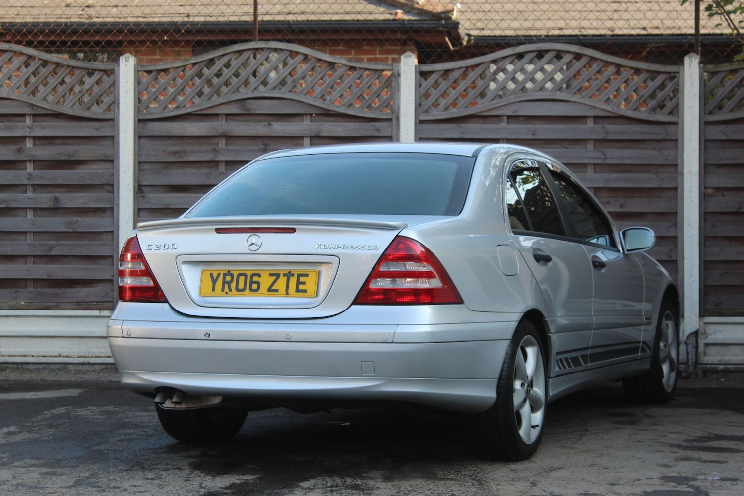 Used Mercedes-Benz C Class 2006 for sale - 76239335: Photo 11