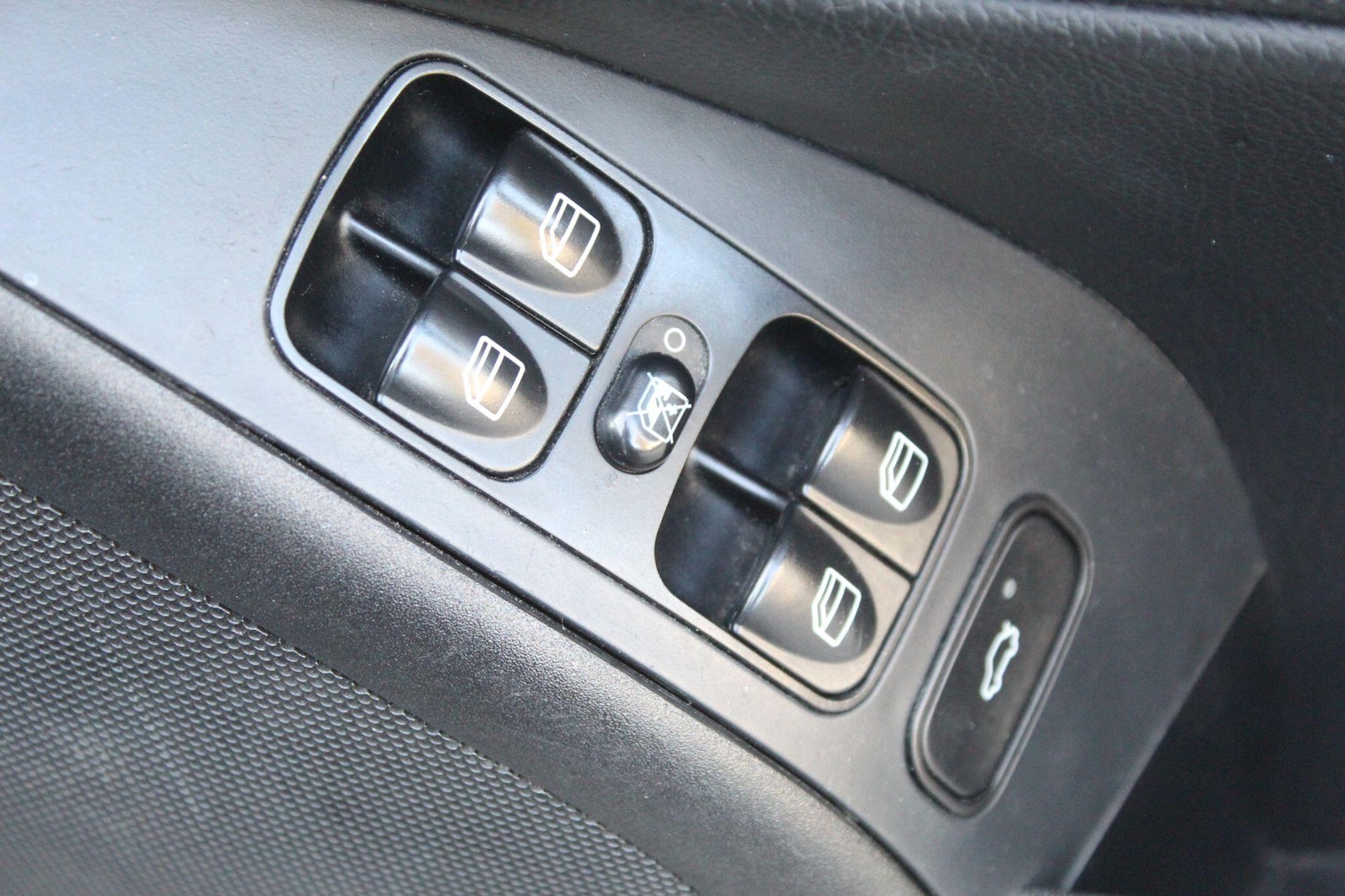 Used Mercedes-Benz C Class 2006 for sale - 76239335: Photo 18