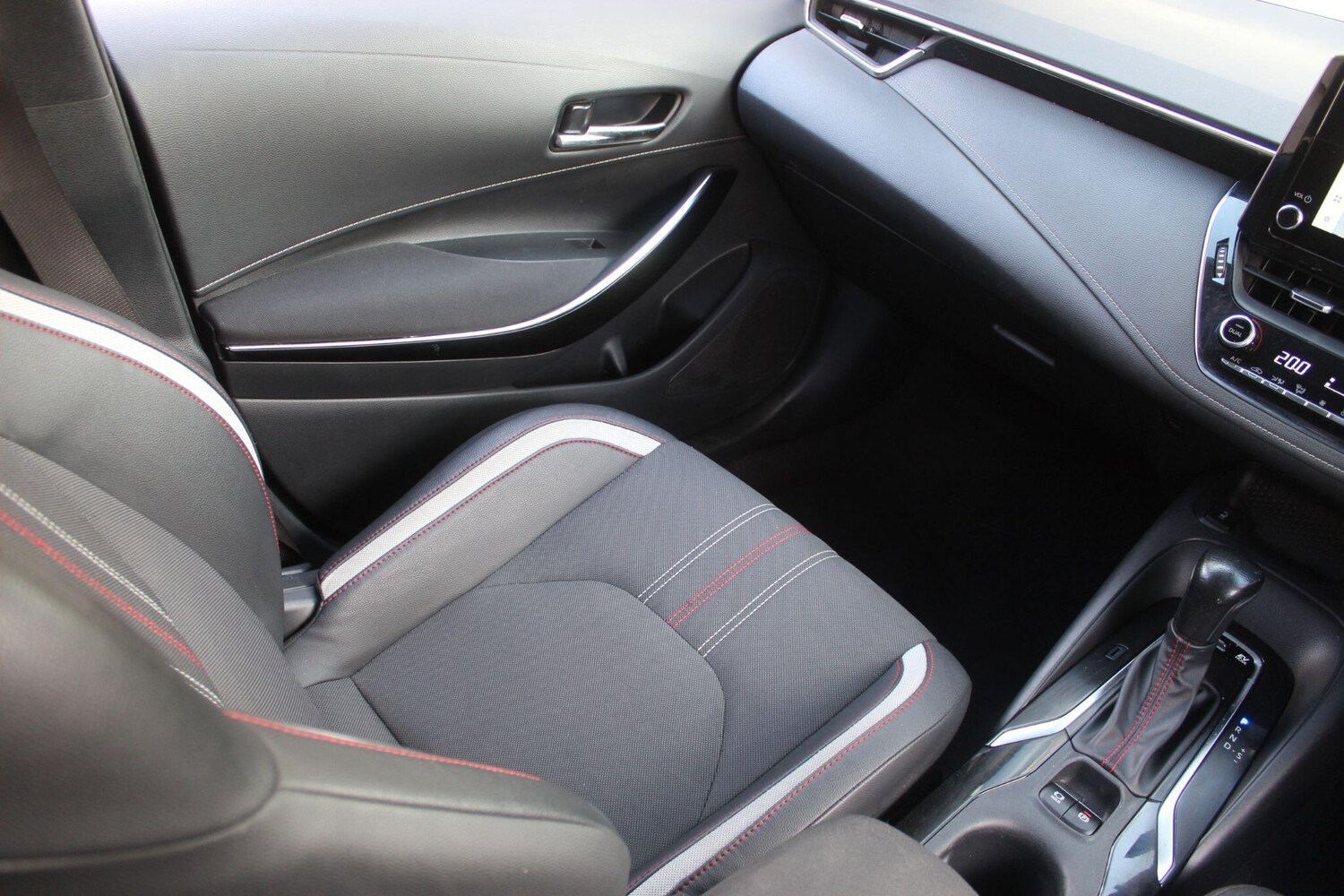 Used Toyota Corolla for sale - 78214640: Photo 28