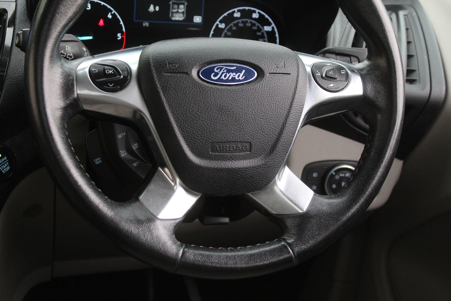 Used Ford Grand Tourneo Connect 2019 for sale - 75214279: Photo 19