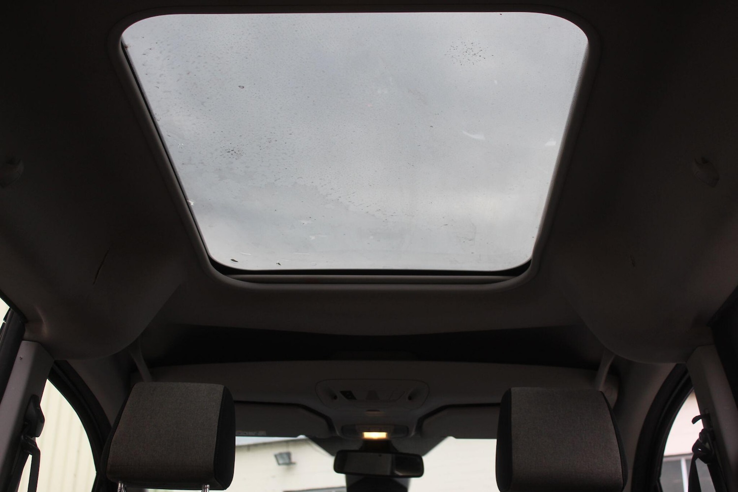 Used Ford Grand Tourneo Connect 2019 for sale - 75214279: Photo 2