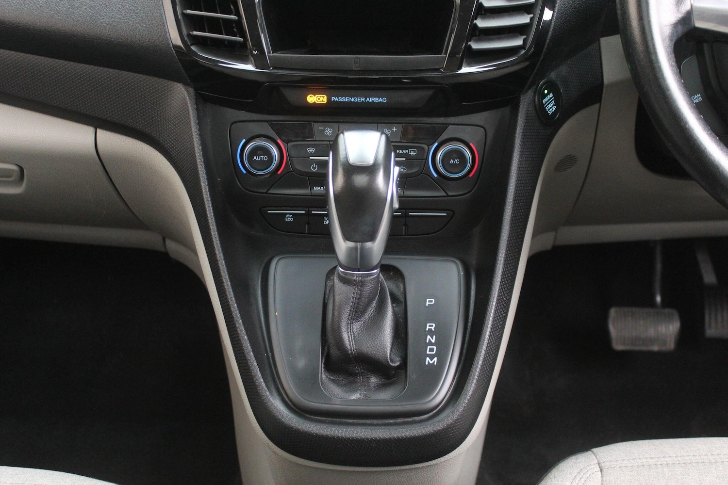 Used Ford Grand Tourneo Connect 2019 for sale - 75214279: Photo 28