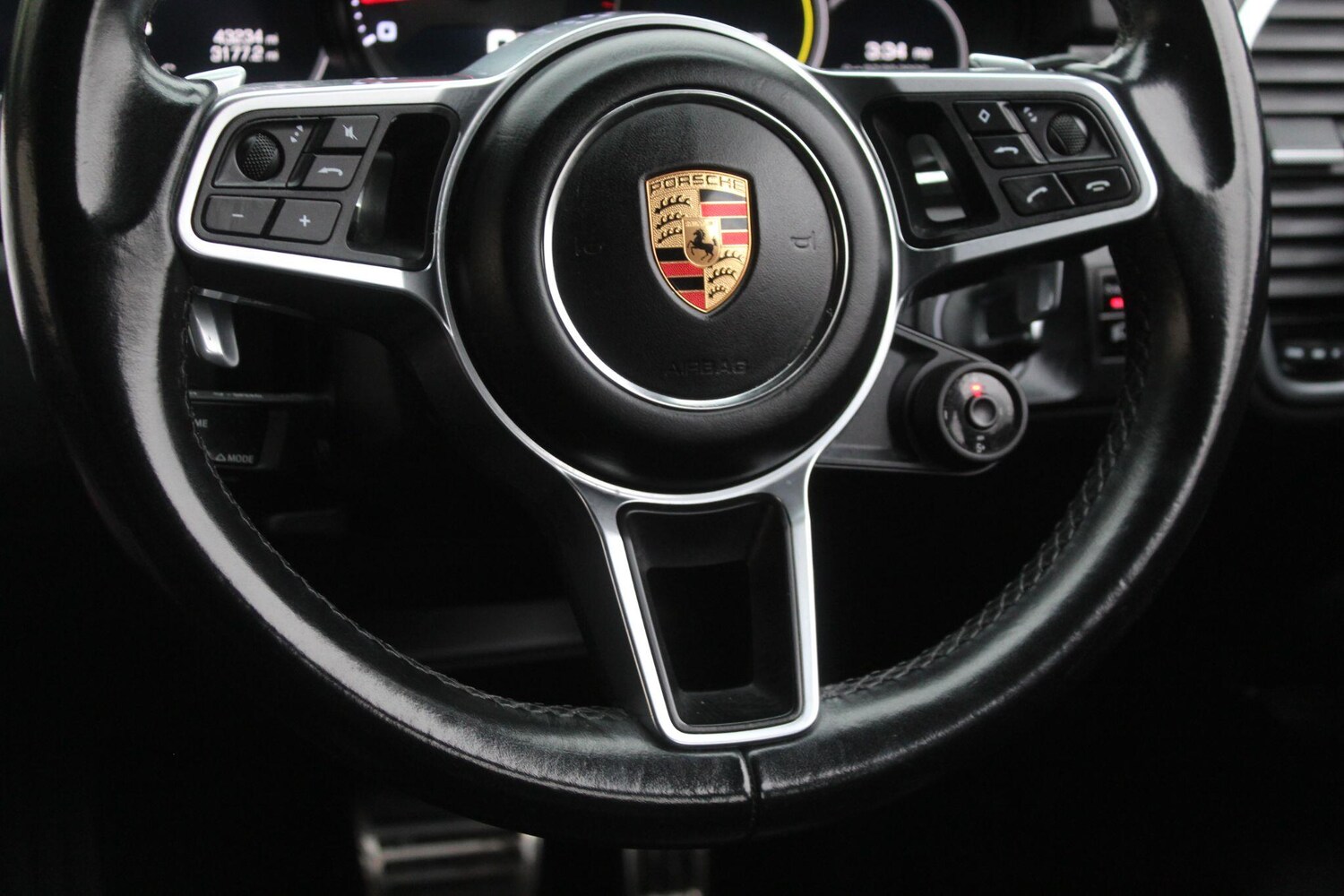 Used Porsche Cayenne for sale - 77807826: Photo 29