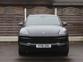 Used Porsche Cayenne 2018 for sale - 77807826: Photo