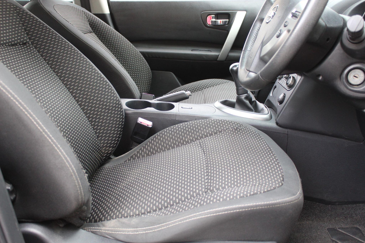 Used Nissan Qashqai 2009 for sale - 76499391: Photo 14