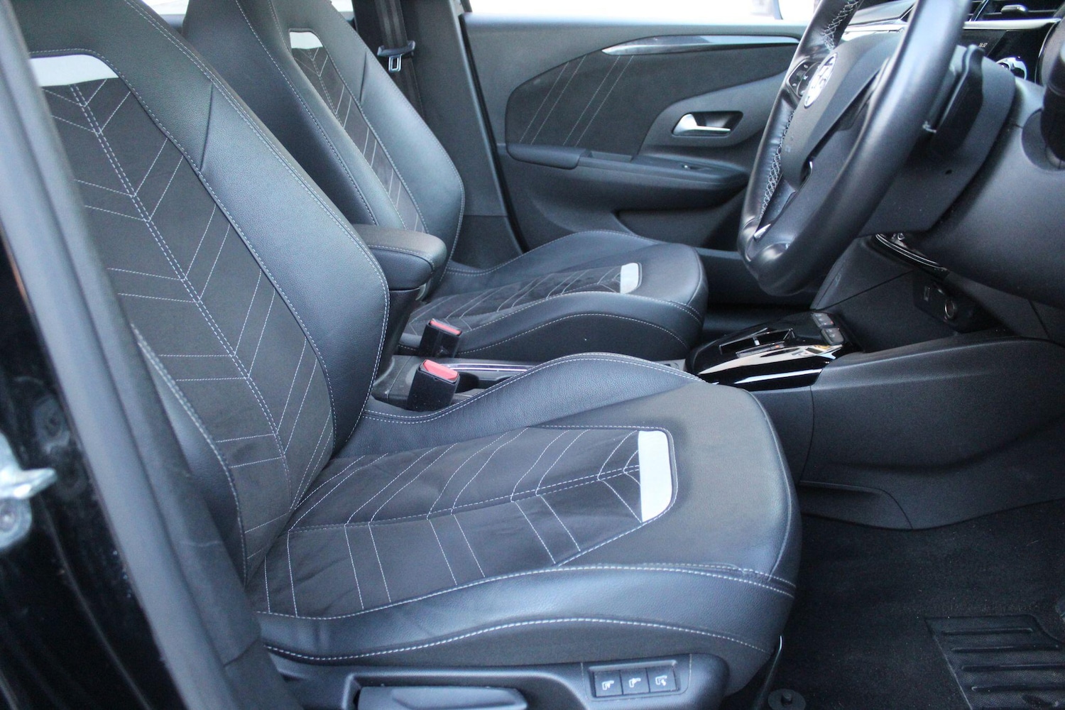 Used Vauxhall Corsa 2022 for sale - 76735249: Photo 21