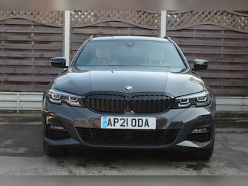 Used BMW 3 Series 2021 for sale - 76246887: Photo