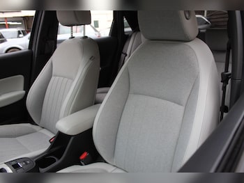 Used Honda Jazz 2022 for sale - 76318207: Photo