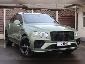 Used Bentley Bentayga 2021 for sale - 79780668: Photo